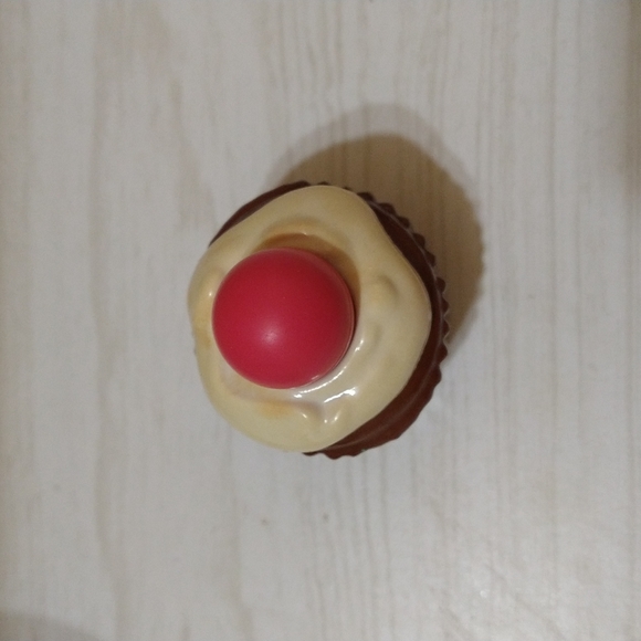 Vintage Avon Fly-A-Balloon Top + Bonus 1974 Avon Cupcake Bottle - Picture 3 of 5